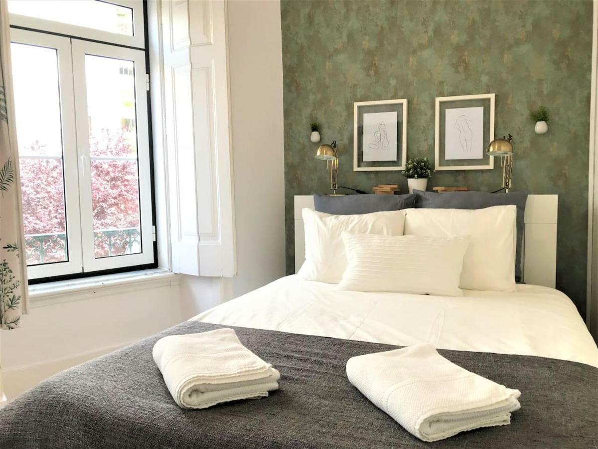 Principe Real - 2 Bedroom With Terrace * Lisboa