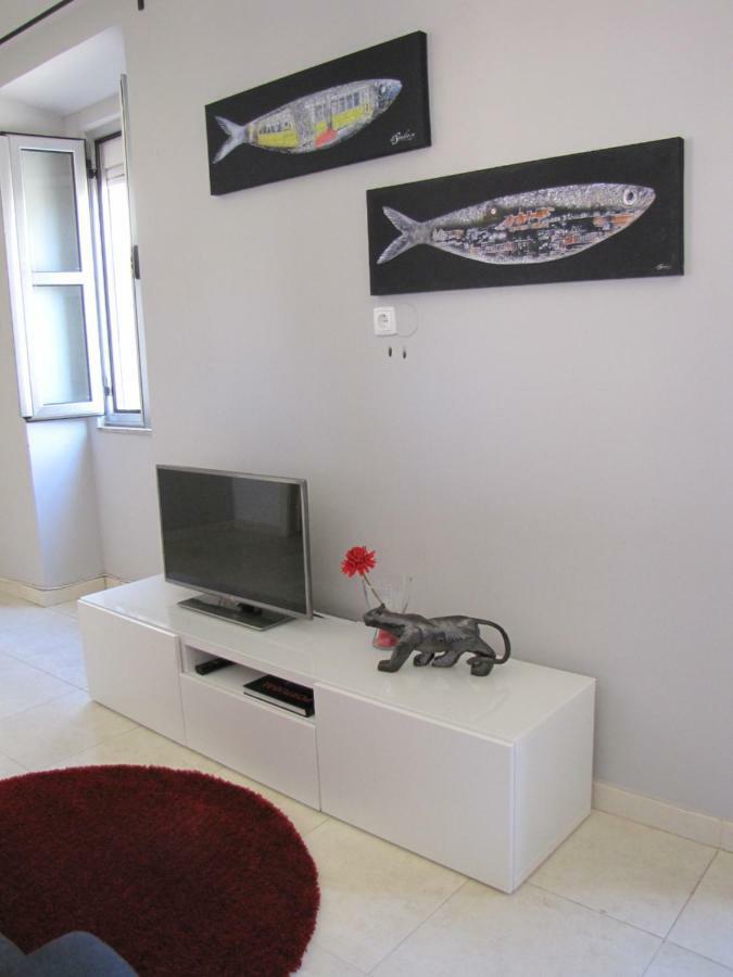 Calme / Alfama Apartamento