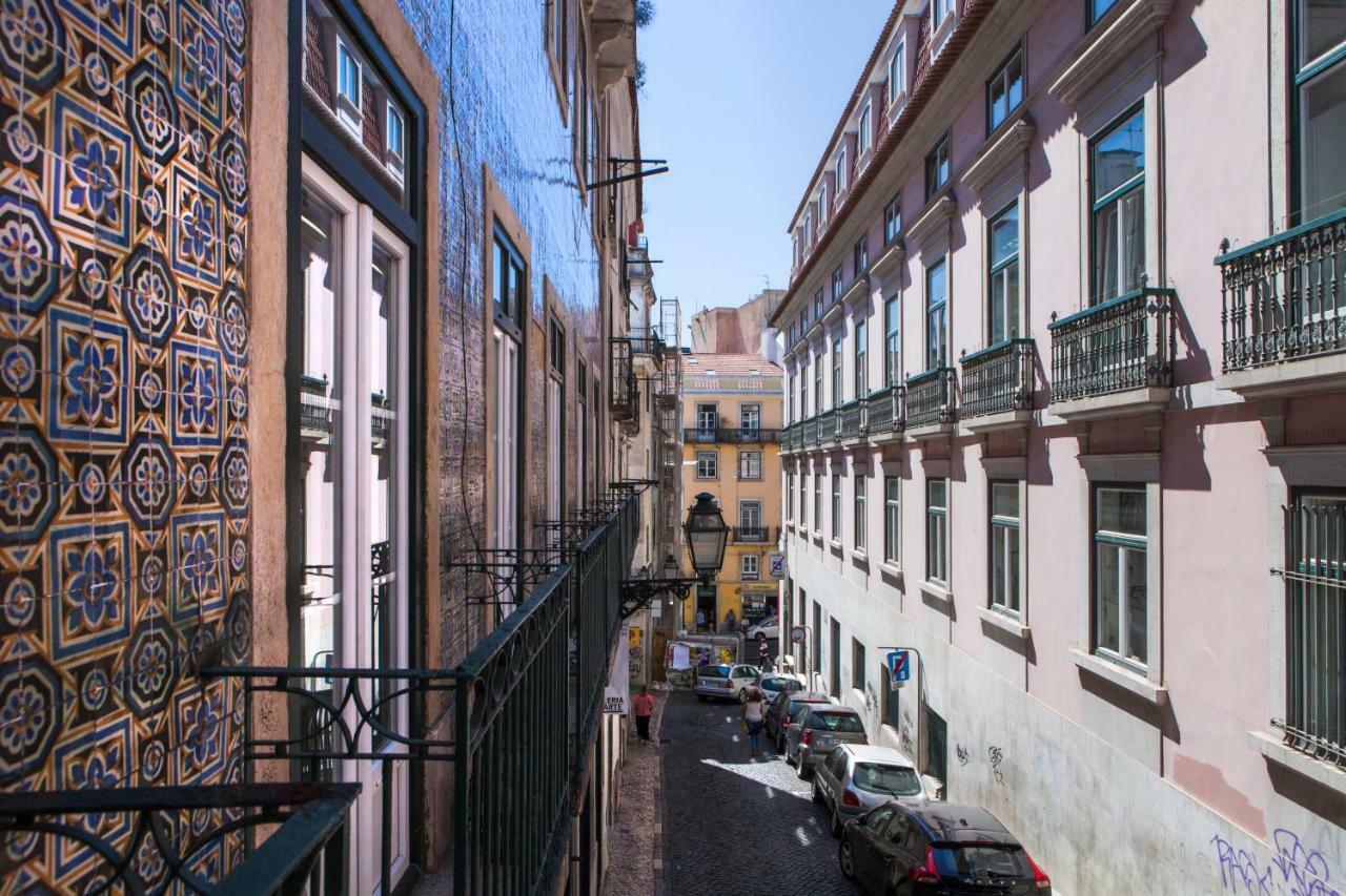Charming Flat With Balconies Chiado District 2 Bedrooms & Ac 19th Century Building * Lisboa
