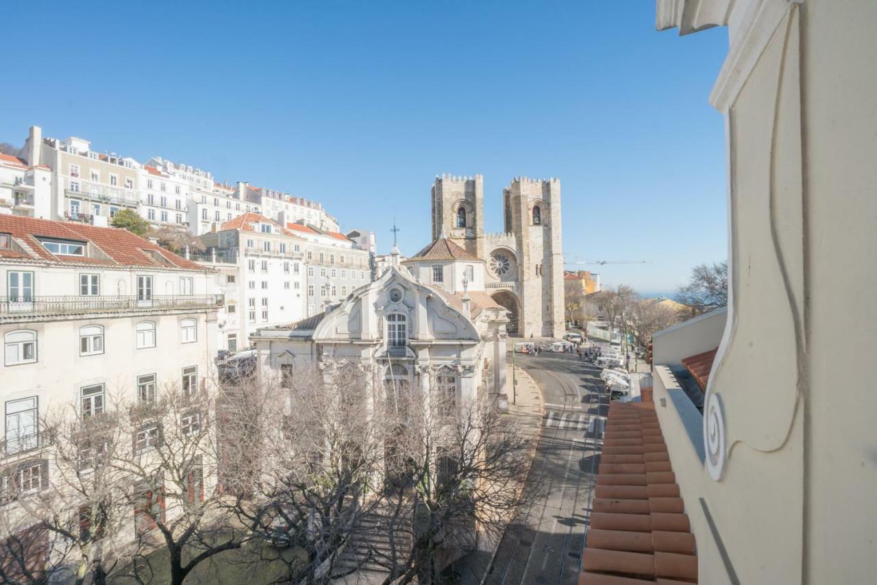 Superb Flat Cathedral & River View Lisbon
