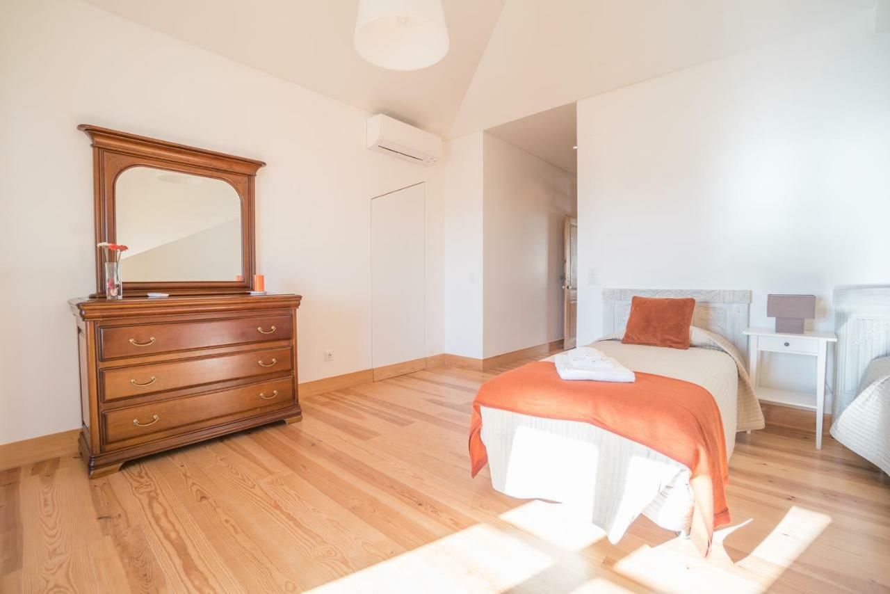 Superb Flat Cathedral & River View Apartment *