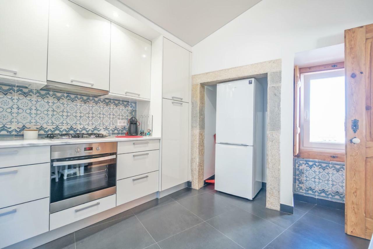 Superb Flat Cathedral & River View Apartment Lisbon