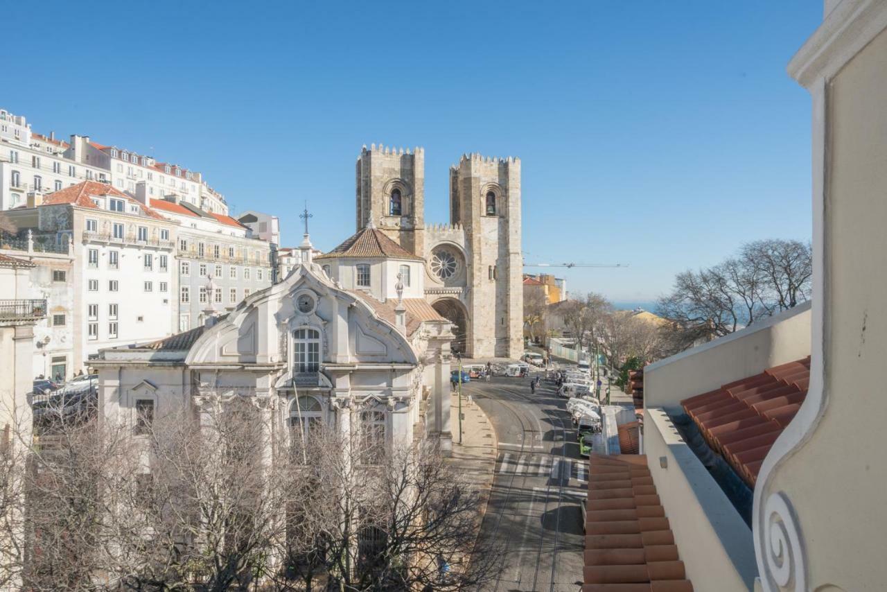 Superb Flat Cathedral & River View Lisbon