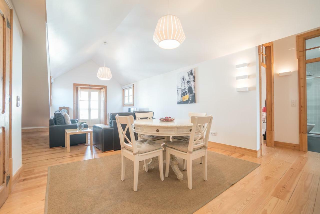 Superb Flat Cathedral & River View Apartment Lisbon