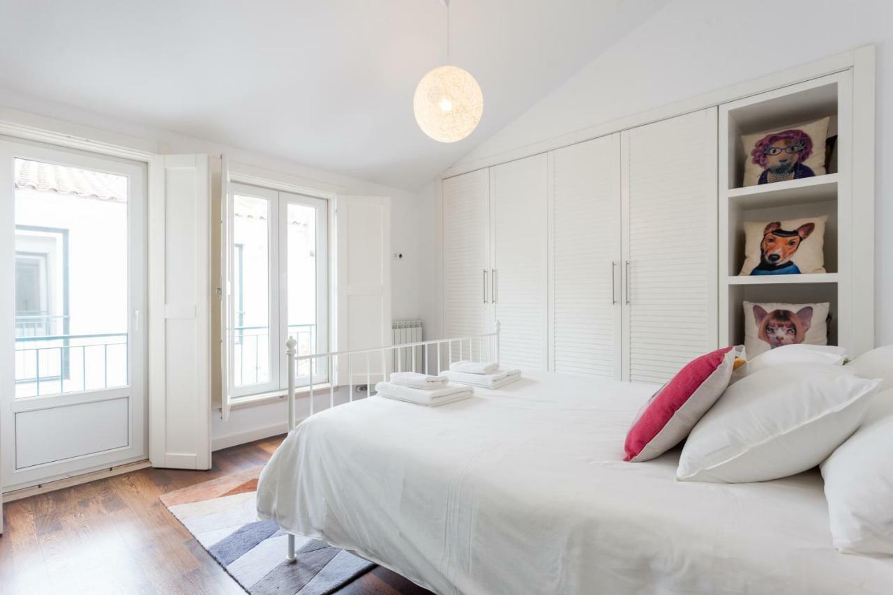 Explore Vibrant From A Designer Loft At Casa Da Barroca Apartamento