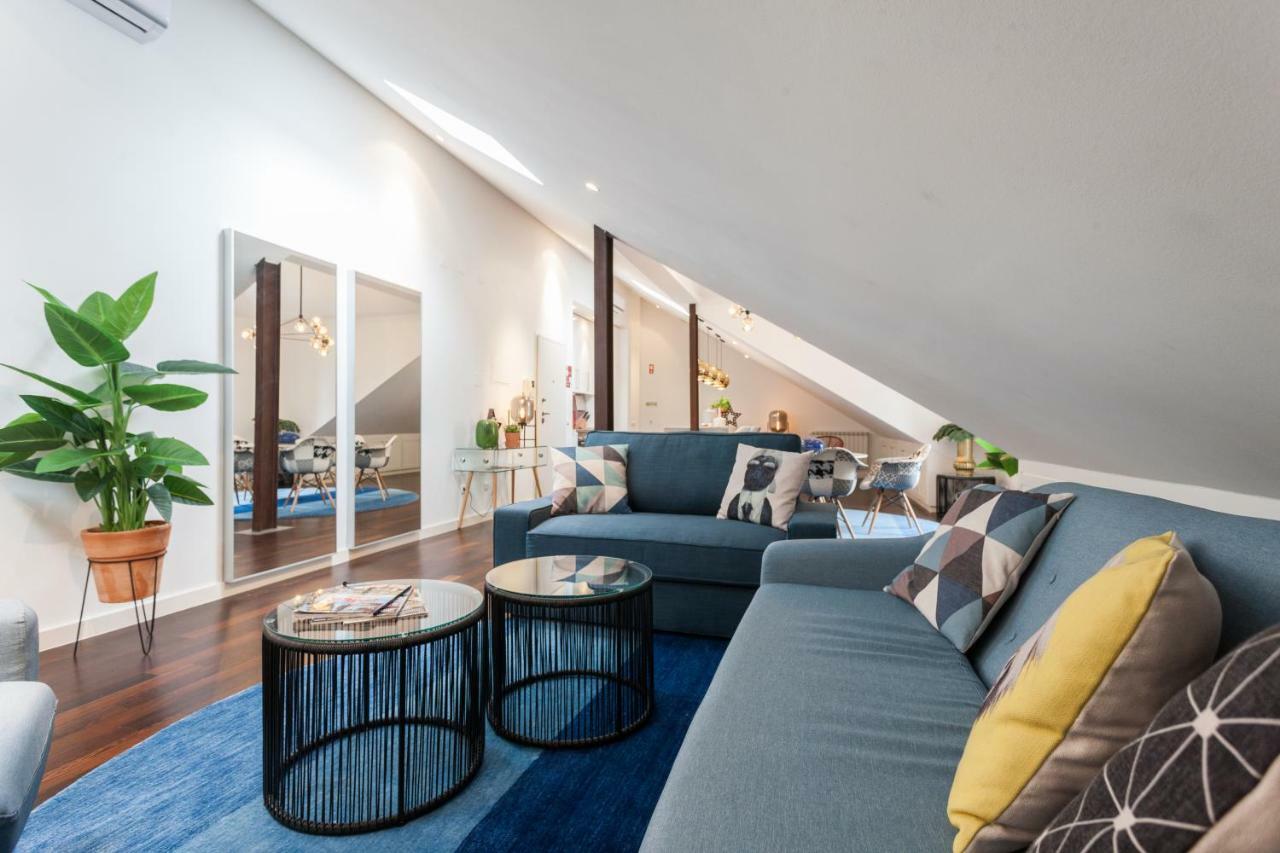 Explore Vibrant From A Designer Loft At Casa Da Barroca Apartamento