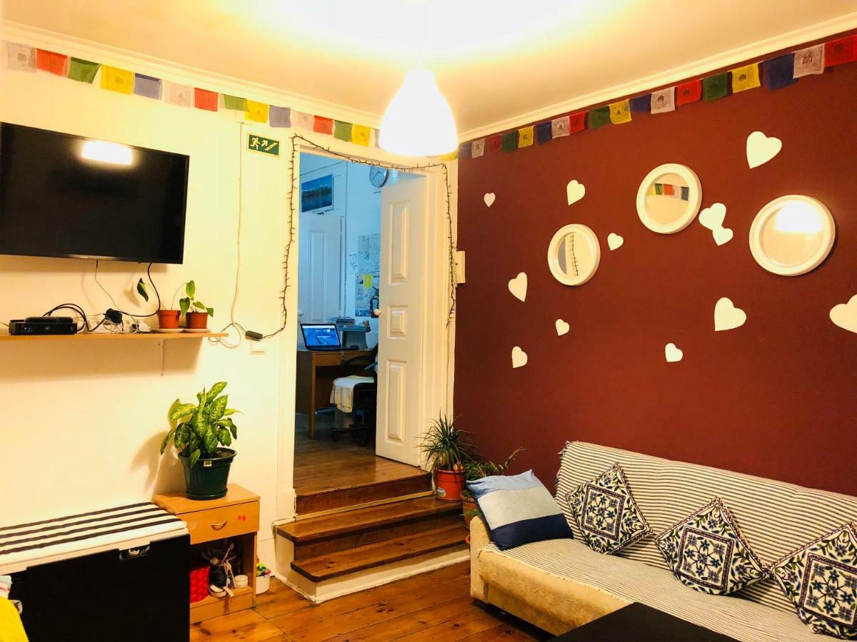 Hostel Asian Everest House *