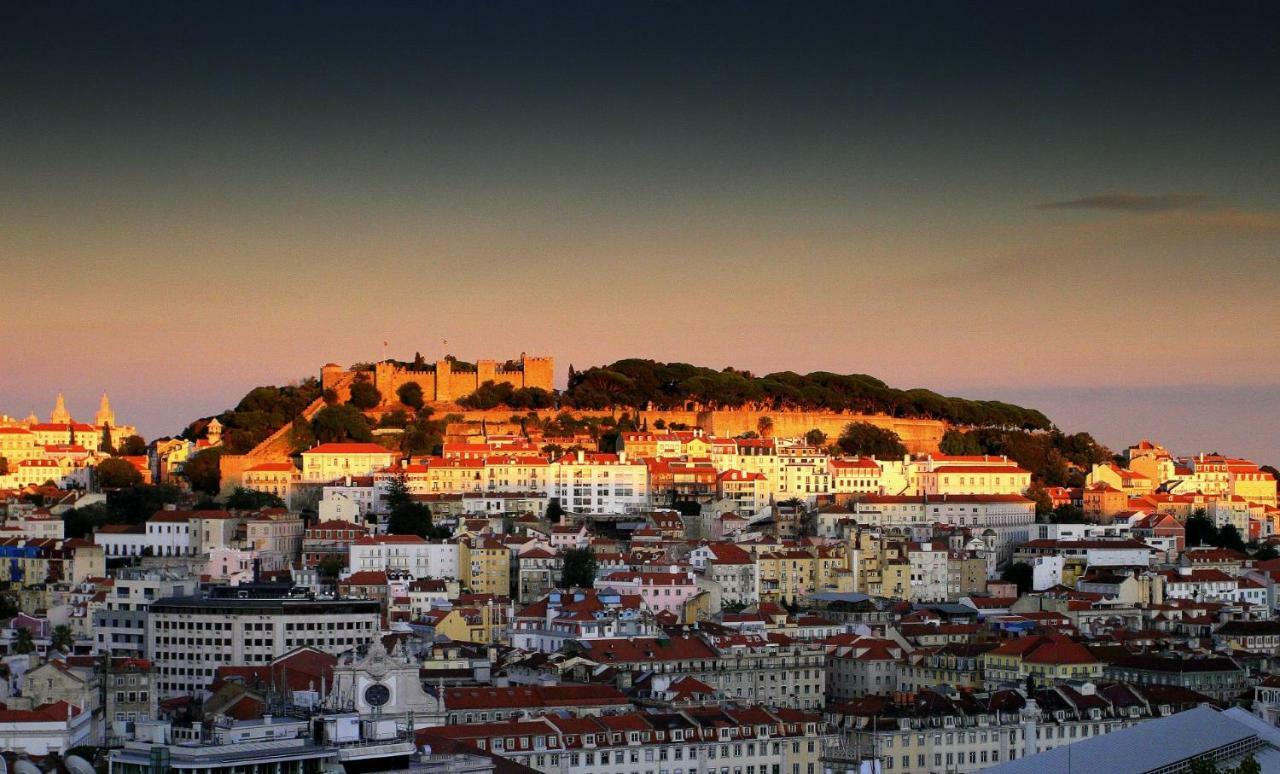 Apartamento Chiado With View To The Castle