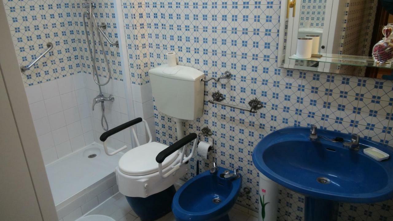 Casa Moura Pensión *