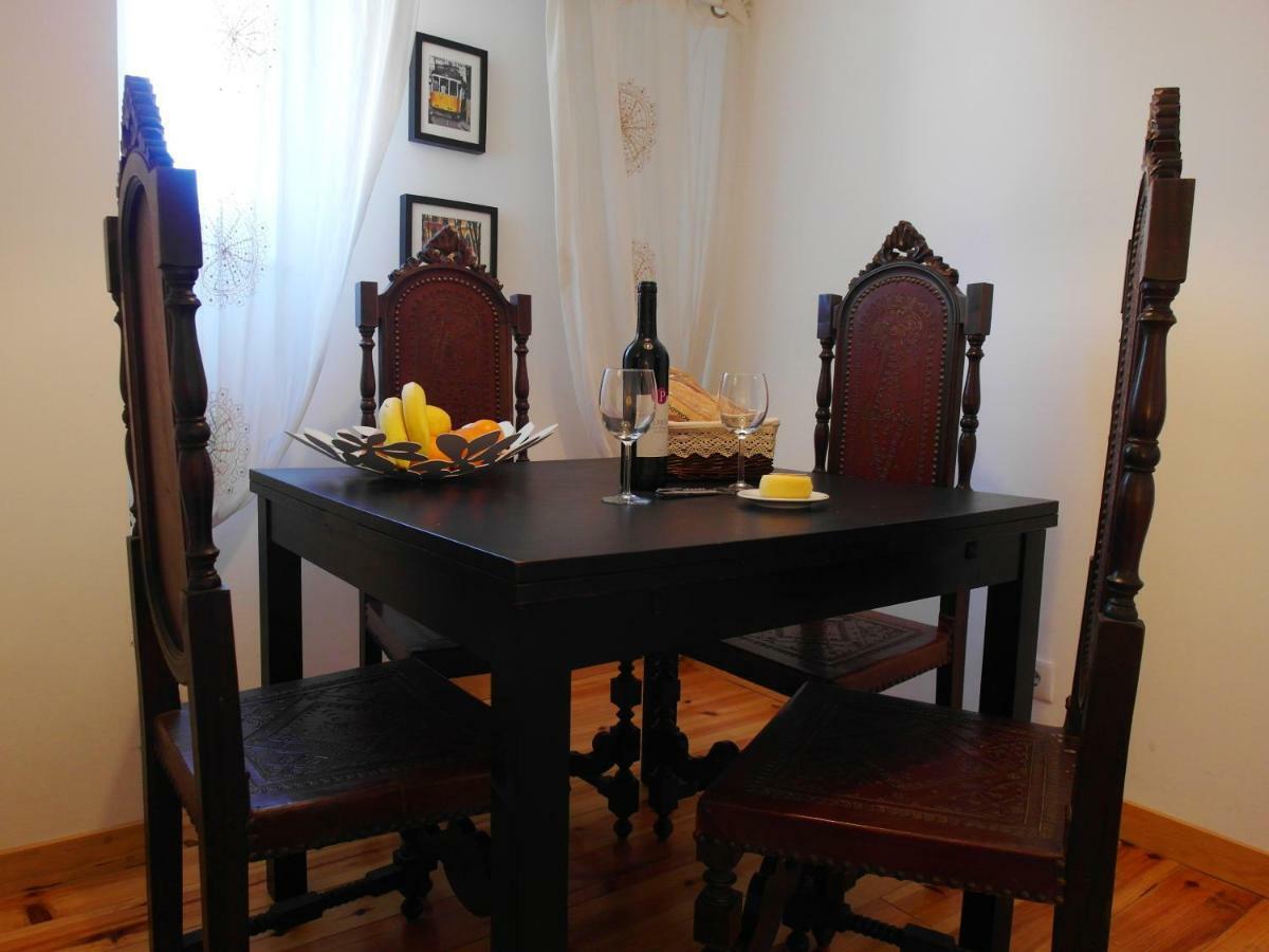 Apartment Santosweethome 1 *