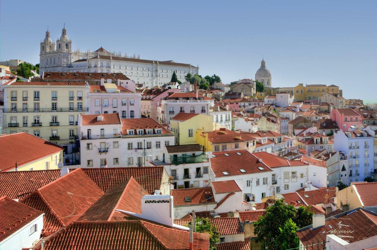 Stunning With Yard In Alfama Apartamento Lisboa