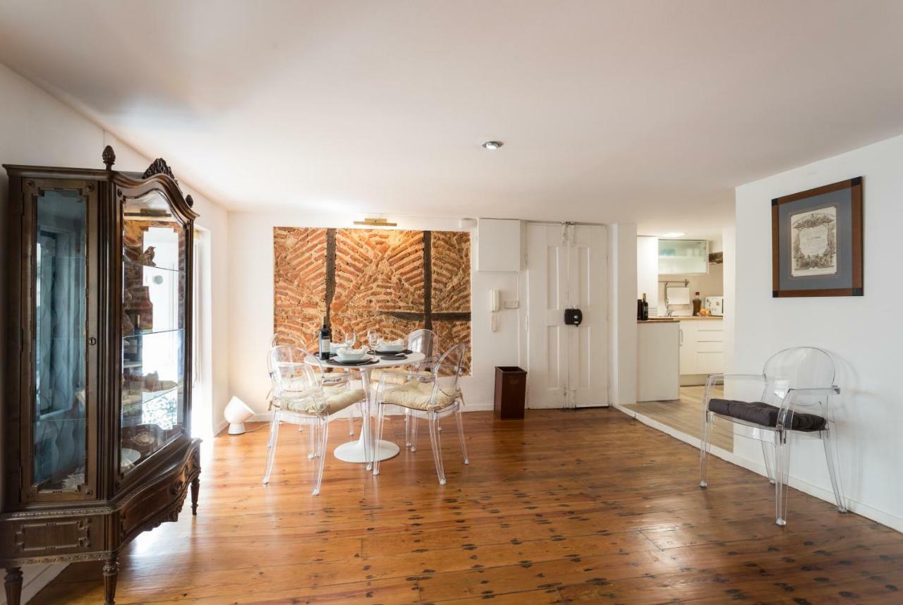 Charming Travessa Do Alcaide Apartamento