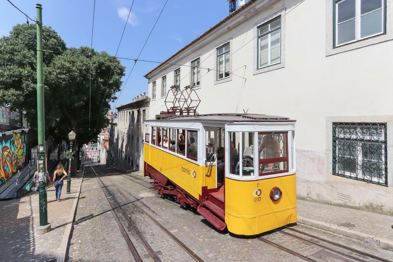 Tailor Made Flat In Bairro Alto *
