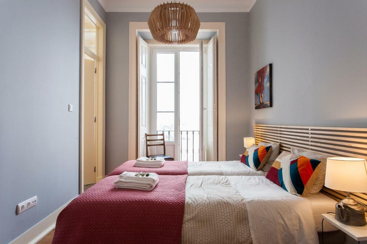 Bairro Alto 3 Bedroom Patio Flat! Lisboa
