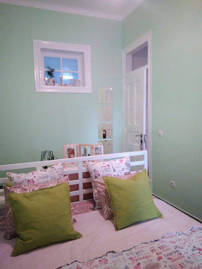 Apartament's Veiga Areeiro * Lisbon