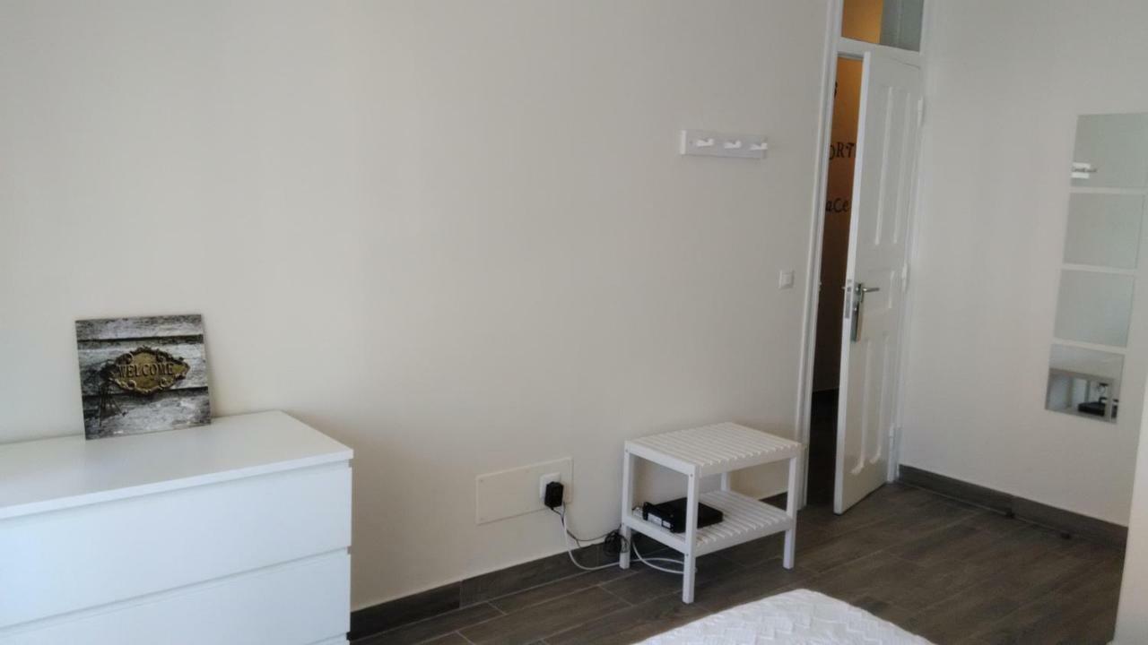 Apartament's Veiga Areeiro Lisbon