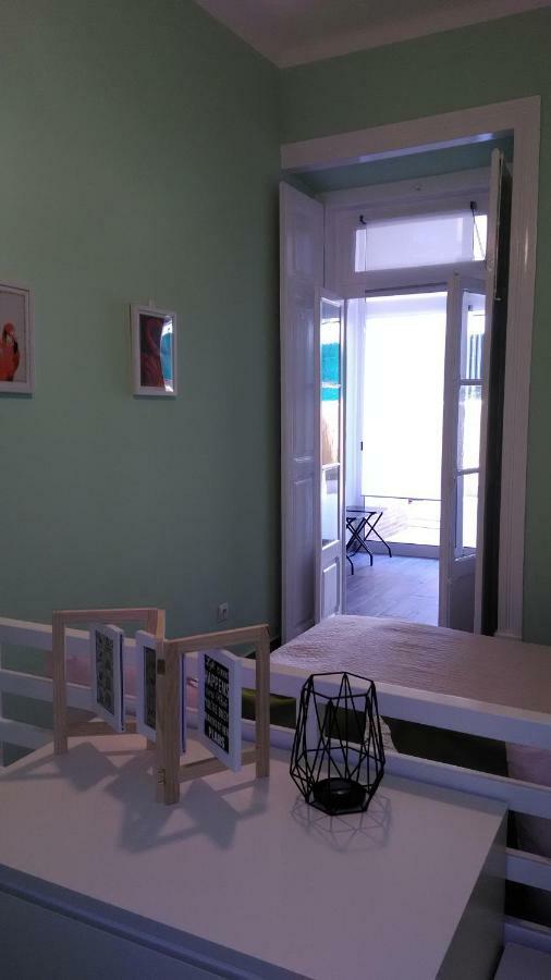 Guest house Apartament's Veiga Areeiro *