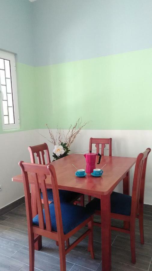 Guest house Apartament's Veiga Areeiro *