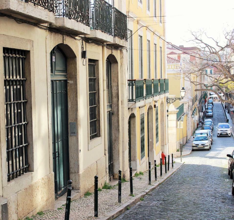 Casa Da Varanda Simpática * Lisboa
