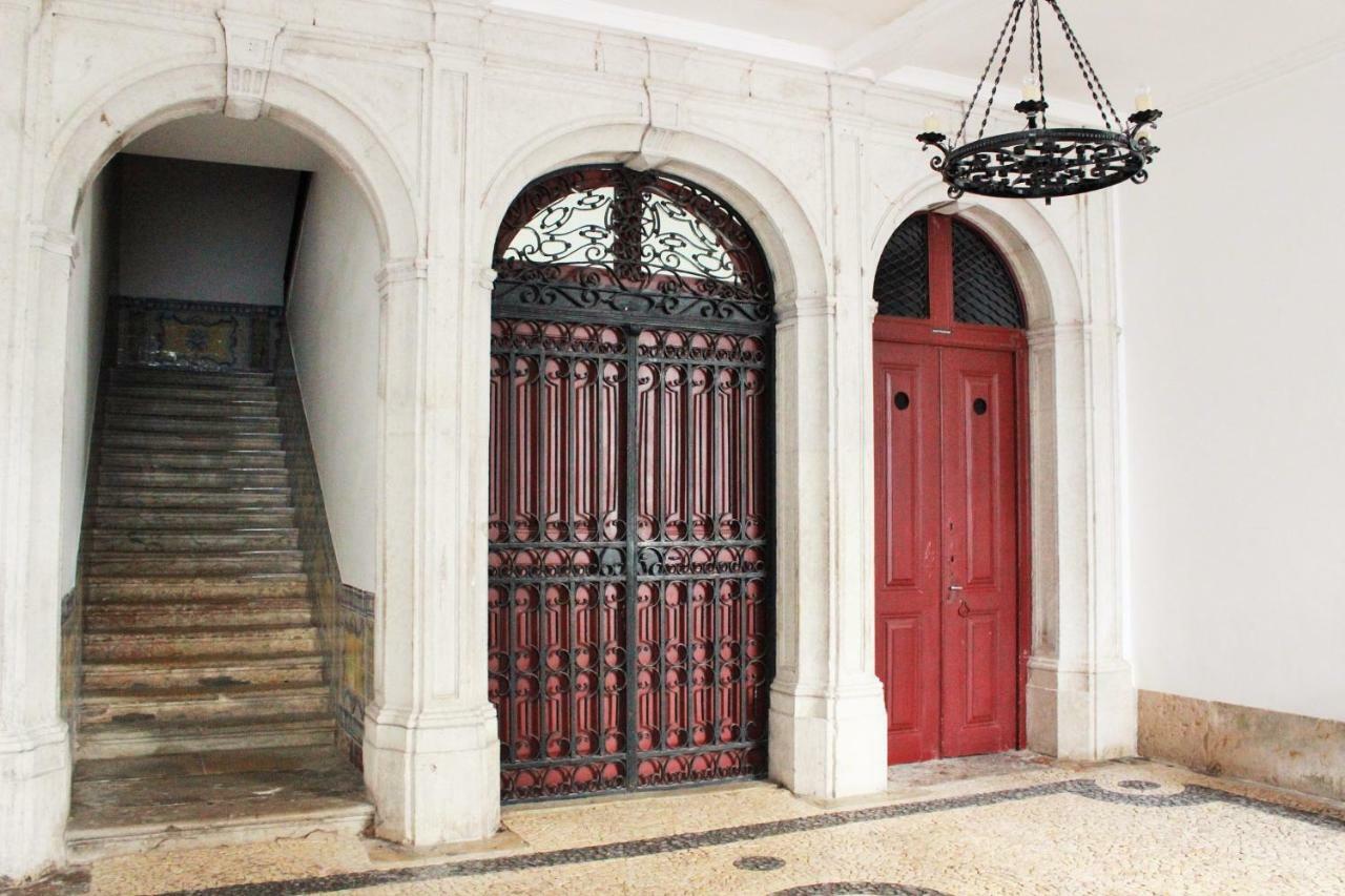 Apartamento Casa Da Varanda Simpática Lisboa