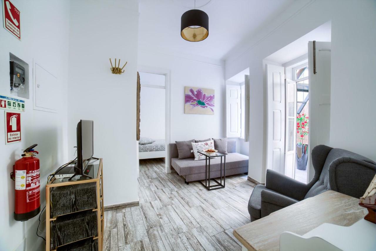 Garden Apartment *