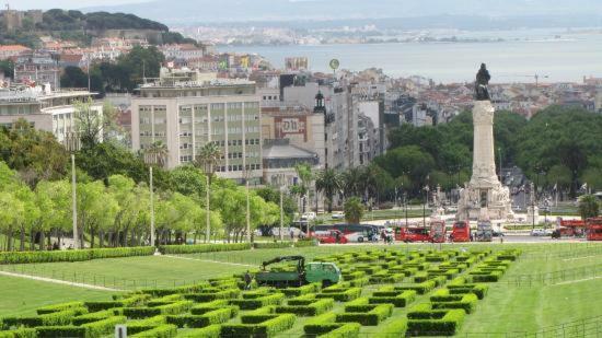 Comfortable In Marques De Pombal Apartamento