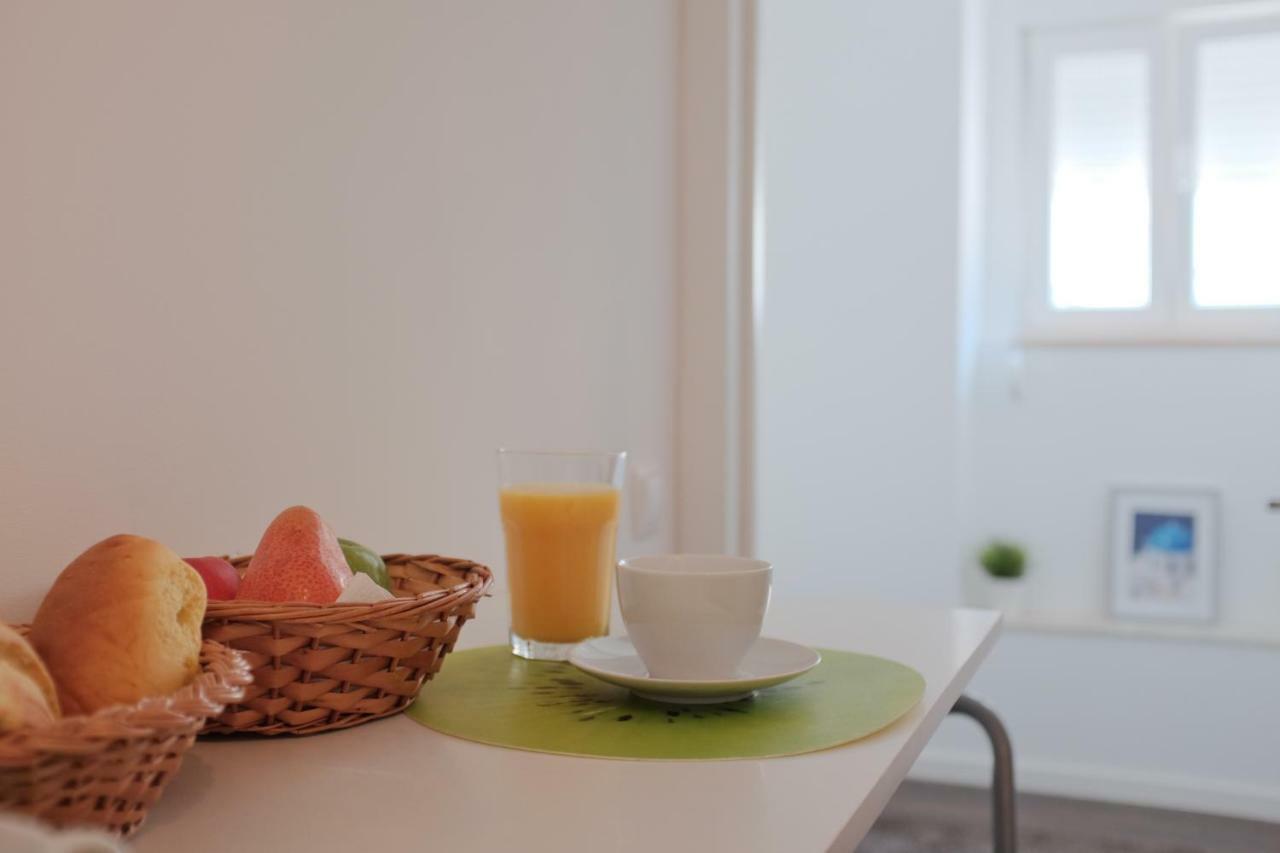 Apartamento Like-home-t1 Apt-campo De Ourique Lisboa