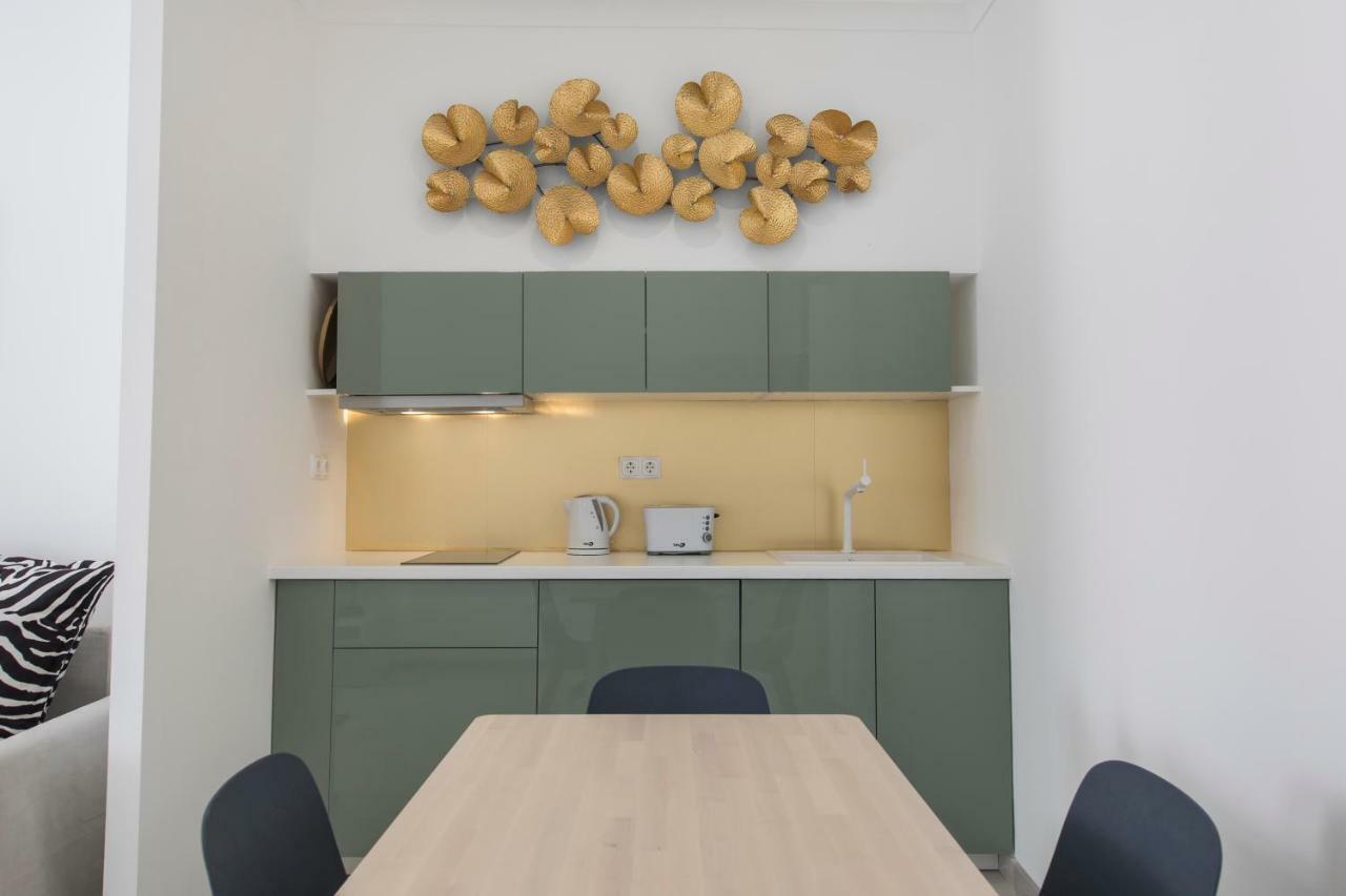 Principe Real: Elegant Flat With Terrace *