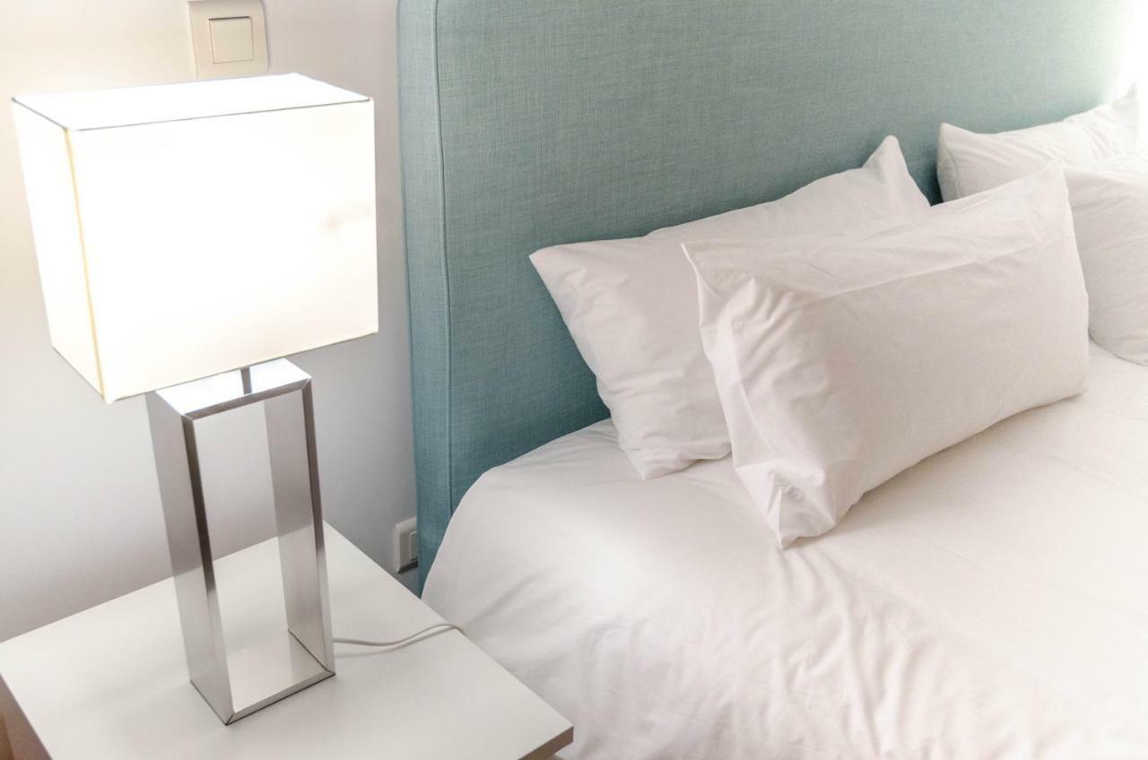 Joivy Graca Luminous 2-br With Terrace Apartment Lisbon