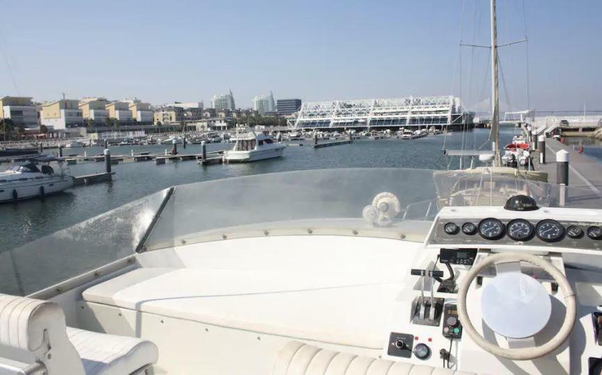 Hotel en barco Beautiful And Magnific Yacht Lisboa
