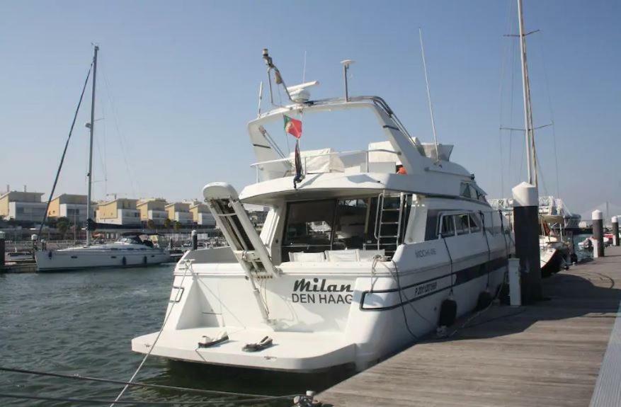 Hotel en barco Beautiful And Magnific Yacht *