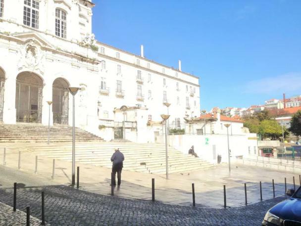 Cozy And Beautiful Flat In Great Location! Lisboa