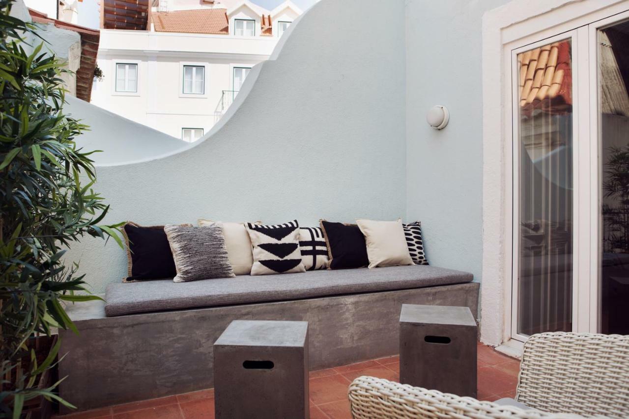 Renovated Charming With Terrace In Lapa *