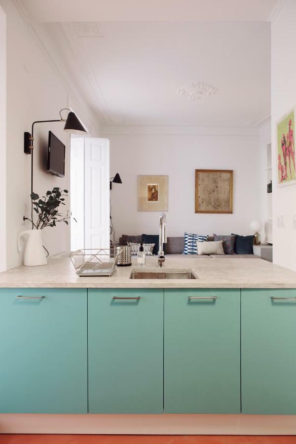 Renovated Charming With Terrace In Lapa Apartamento