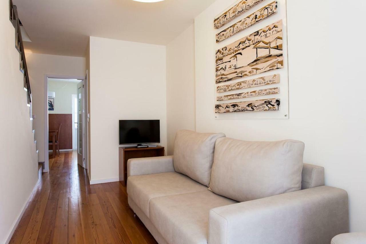 Exquisit Flat Left Apartment