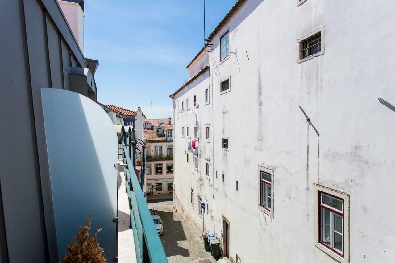 Exquisit Flat Left Apartment