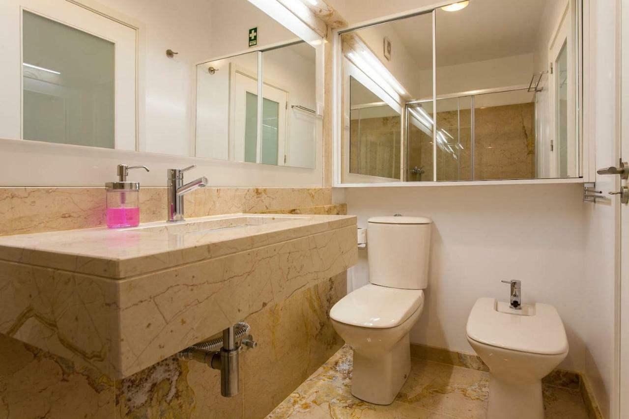 Apartment Exquisit Flat Left