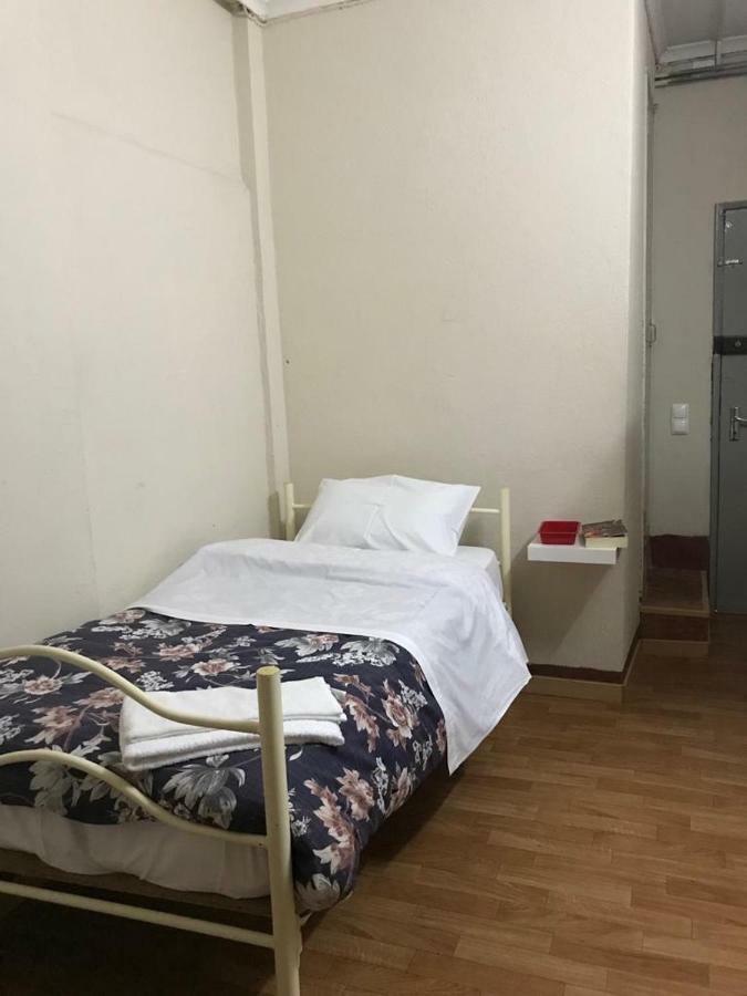 Residencial Estrela De Camões Pensión *