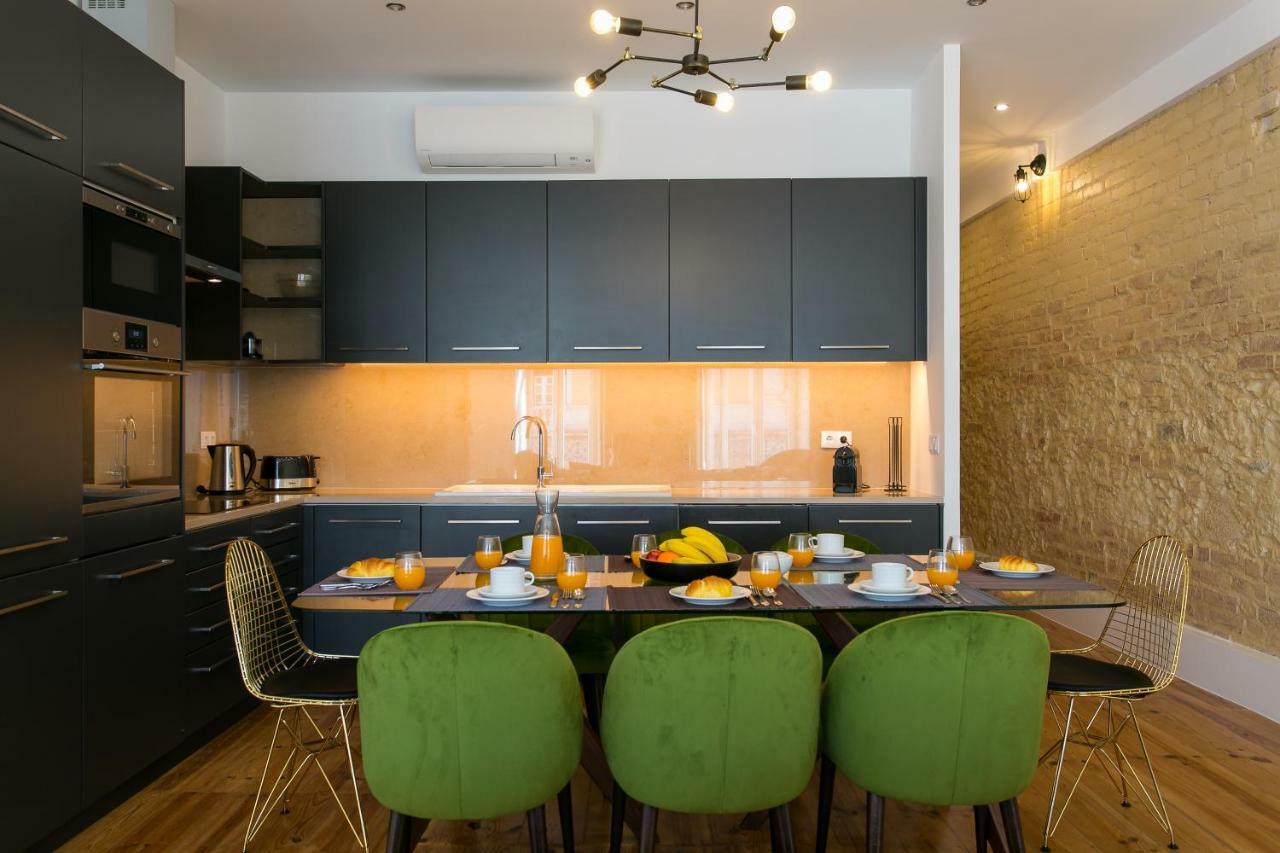 Apartamento Joivy Gorgeous 3br With Balcony Nearby Time Out Market