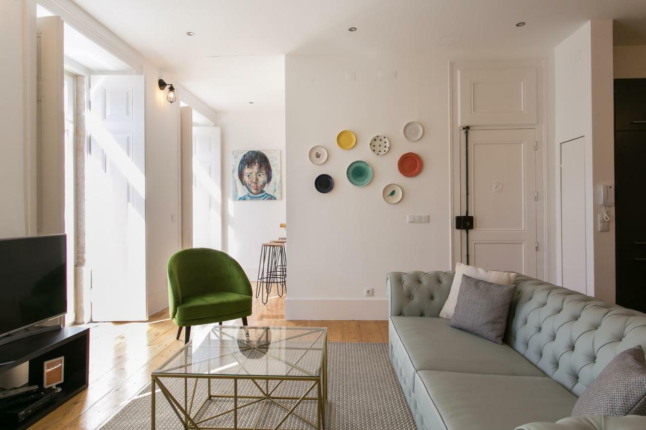 Apartamento Joivy Gorgeous 3br With Balcony Nearby Time Out Market Lisboa