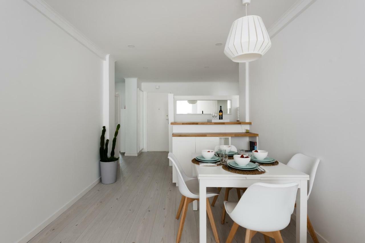 Apartment Light-filled, Fully Renovated Near Belem, By Timecooler Lisbon