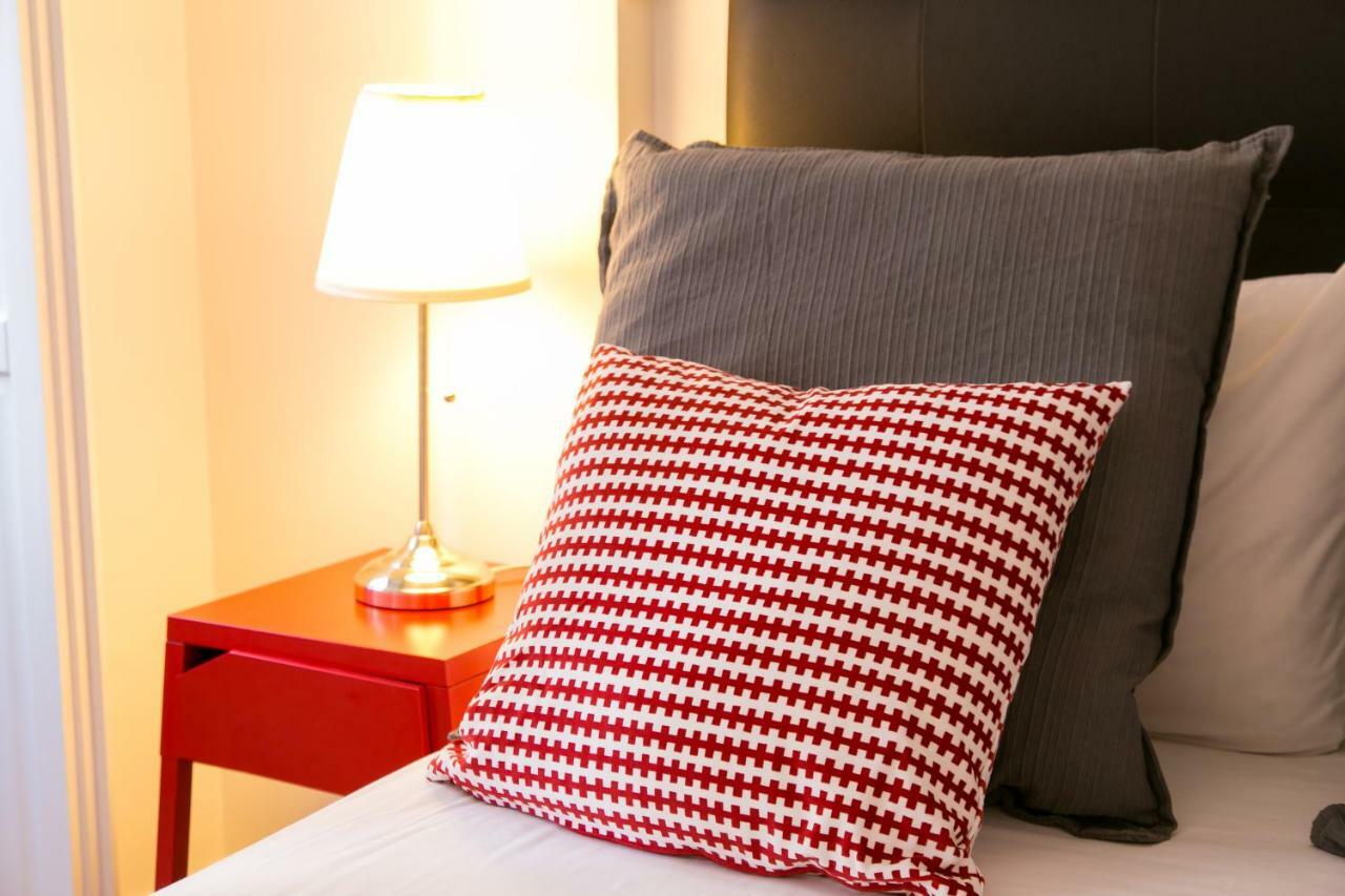 Joivy Cosy 1-bed Flat With Balcony In Alfama, Moments From The Port Lisboa