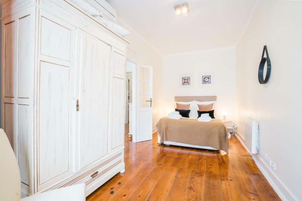 Sao Bento Authentic Apartment. Lisboa