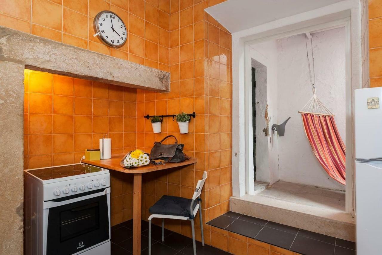 2 Bedroom With Patio Next To Avenida Da Liberdade Apartamento *
