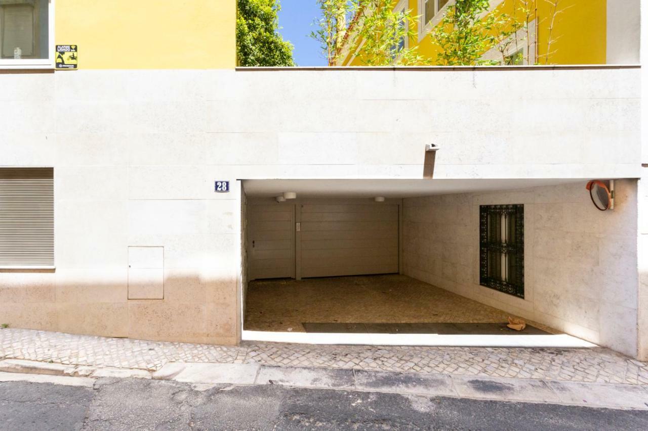 Altido Bright And Elegant 1br With Workspace And Huge Terrace In Pena, Close By Viewpoint *