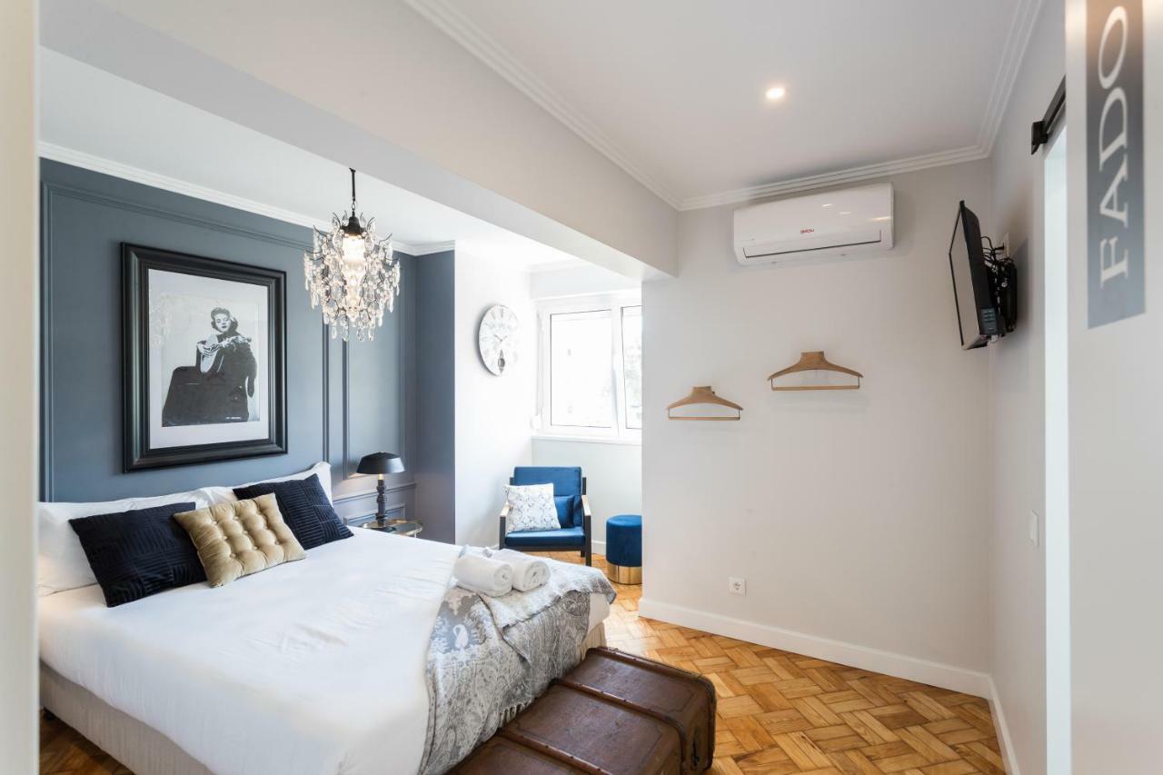 Airport Charming Bed & Breakfast Lisbon
