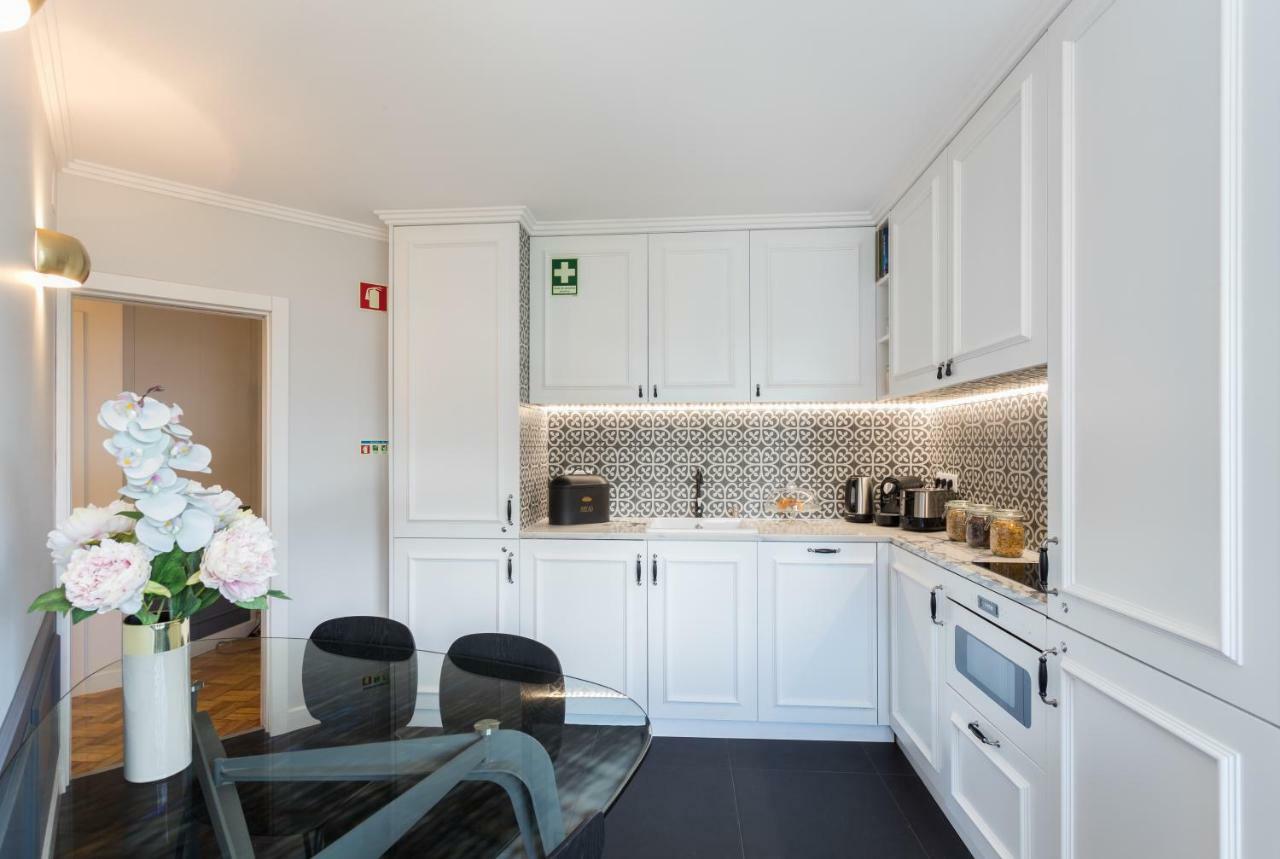Airport Charming Bed & Breakfast