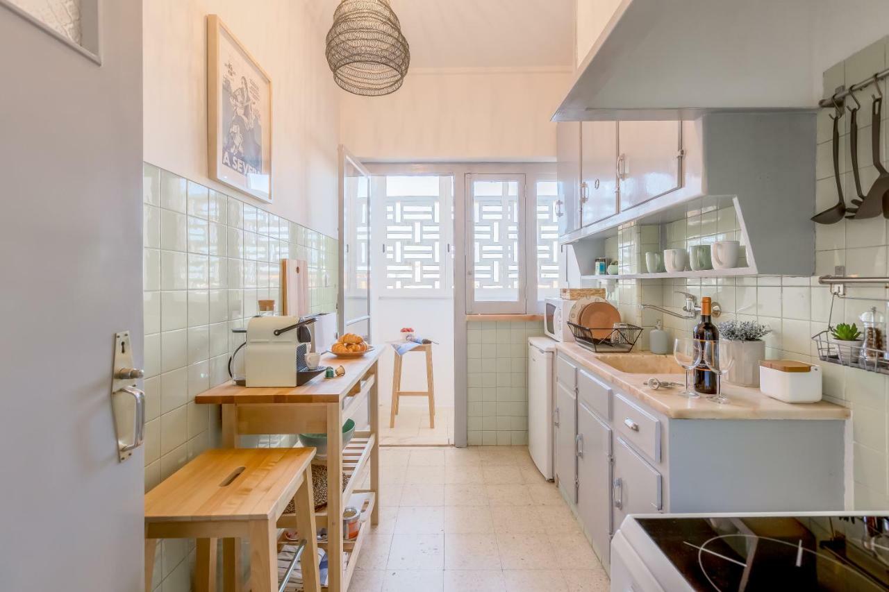 Renovated Sunny With Amazing Sunset Balcony , By Timecooler Apartamento