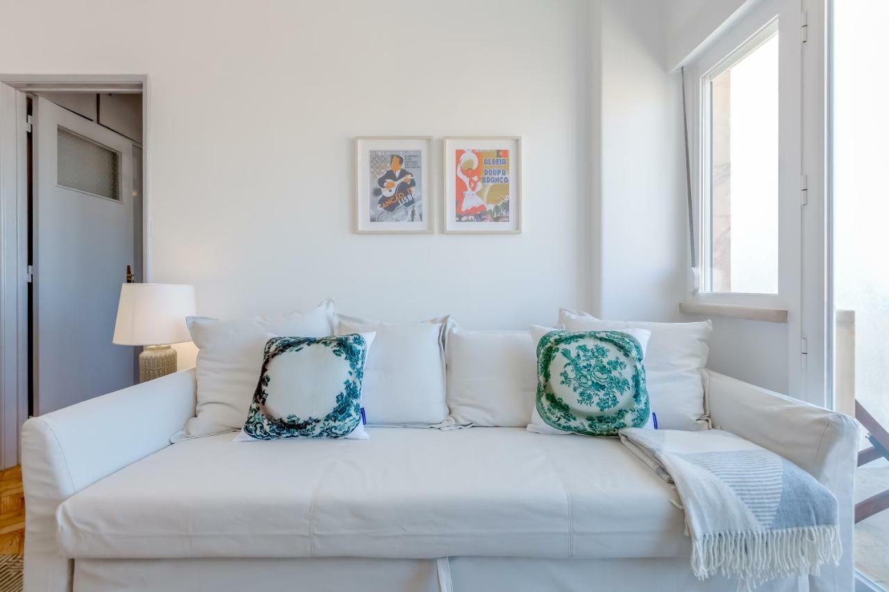 Renovated Sunny With Amazing Sunset Balcony , By Timecooler * Lisboa