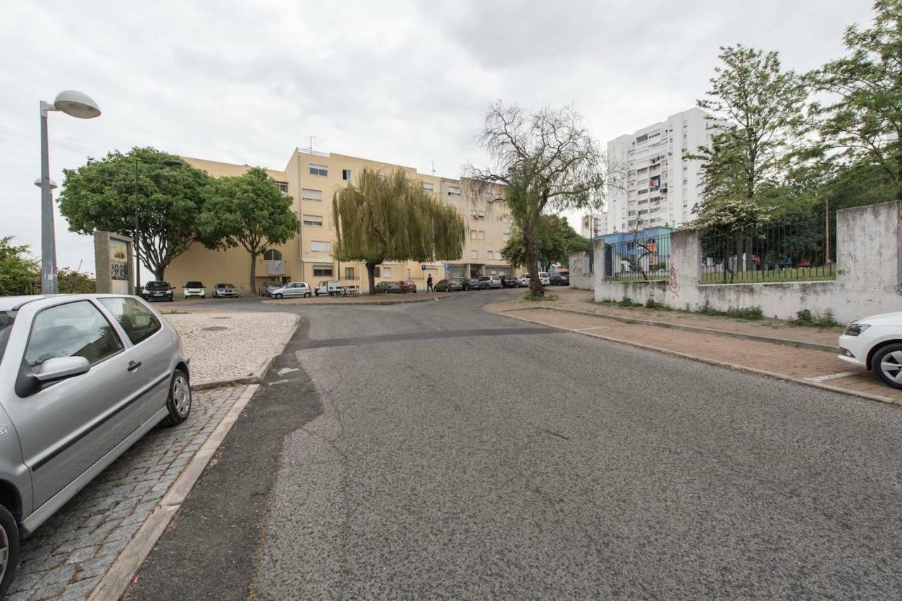 Lovely 3 Bedroom For The Perfect In